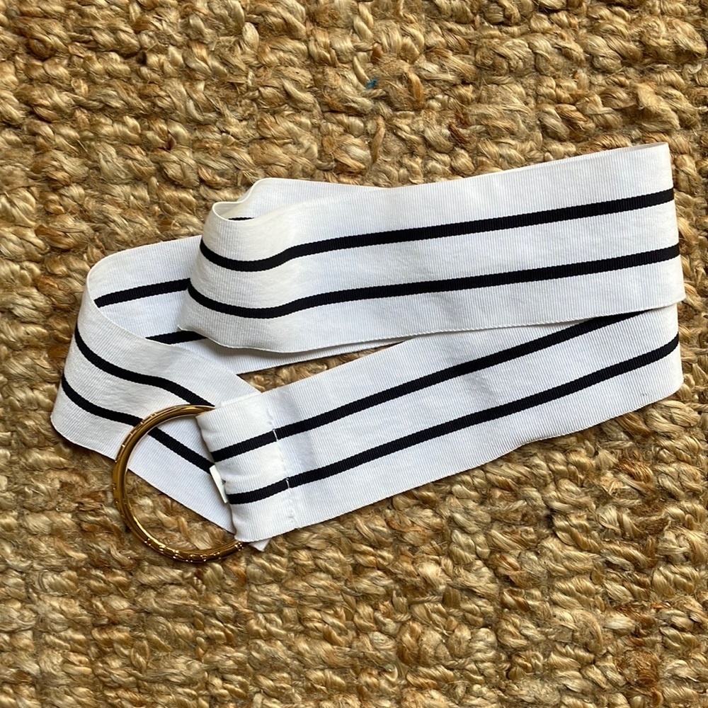 Taffeta stripe belt black and white ♟️❣️
